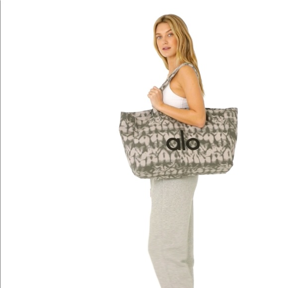 ALO | Shopper Tote - Picture 5 of 6